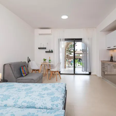 Gorgeous In With Wifi Apartment