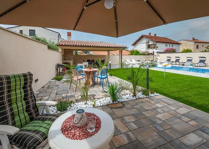 Gorgeous In With Wifi *